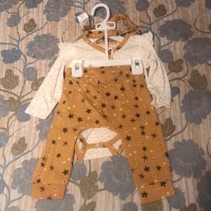 Baby clothes